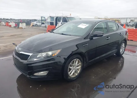 2013 Kia Optima Lx z USA, uszkodzony, nr VIN 5XXGM4A72DG236076